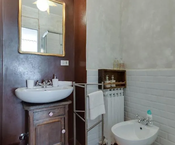 Le Stanze Di Sara Bed and Breakfast