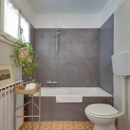 Le Stanze Di Sara Bed & Breakfast