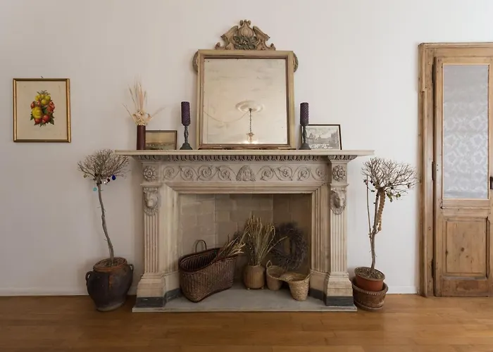 Le Stanze Di Sara Bed & Breakfast 3*